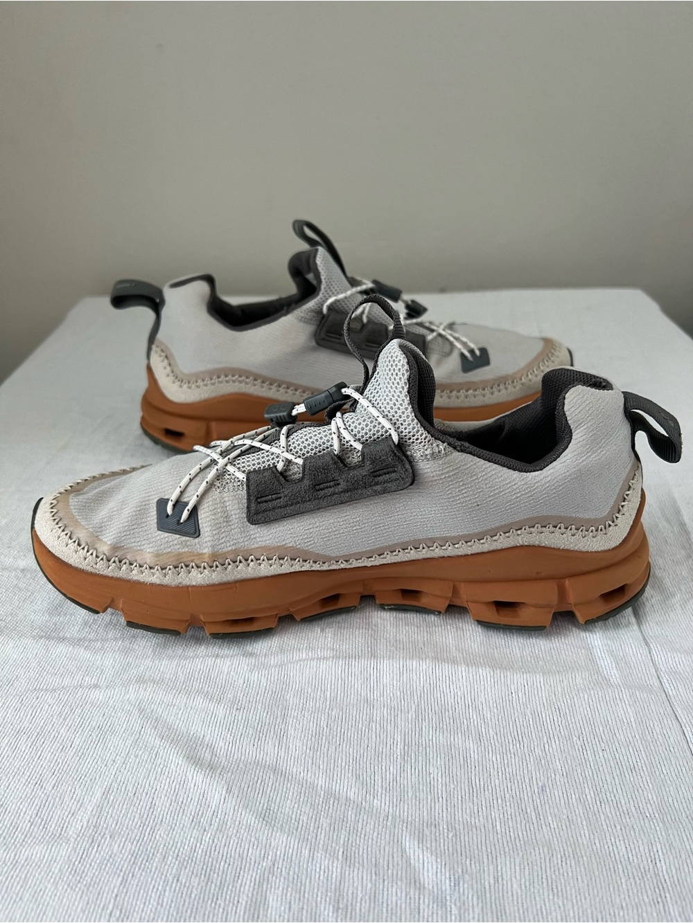 On Running Cloudaway Glacier Pecan Women’s Size 9 Sneakers - Picture 7 of 7